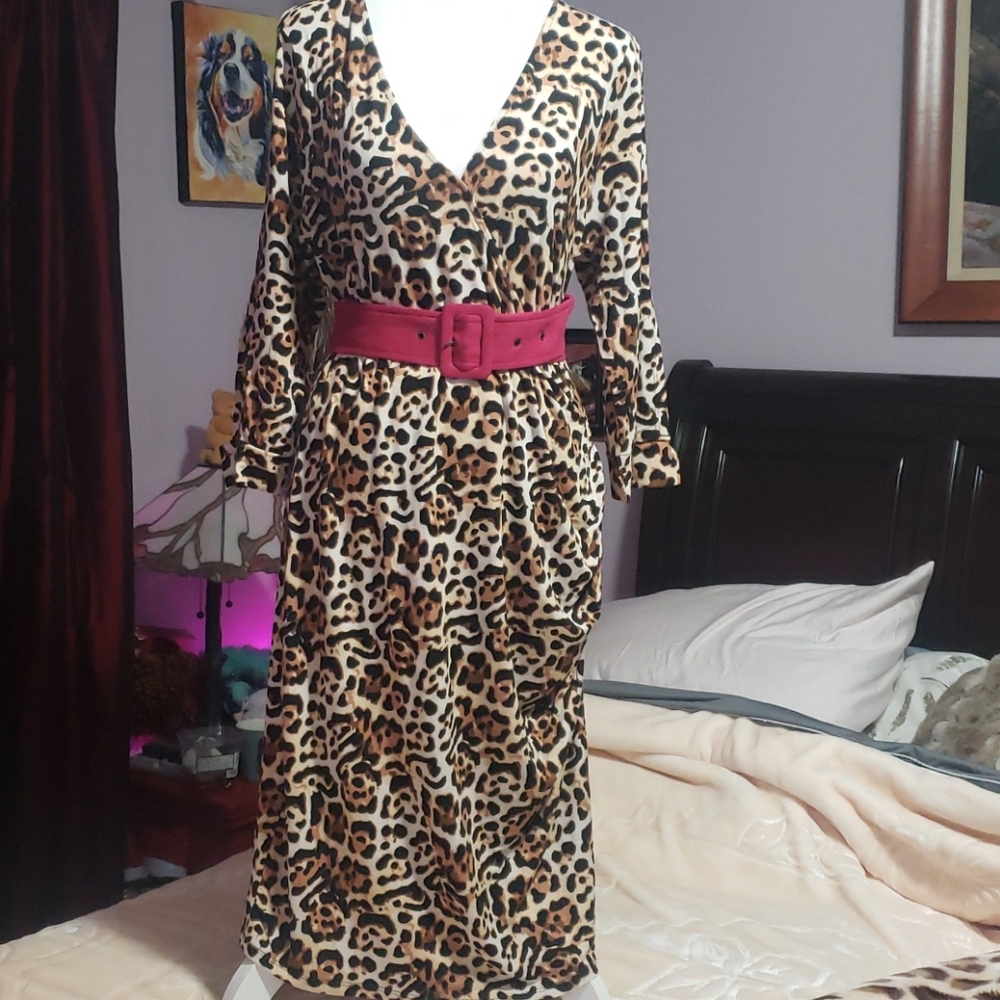 NWOT Venus leopard print dress